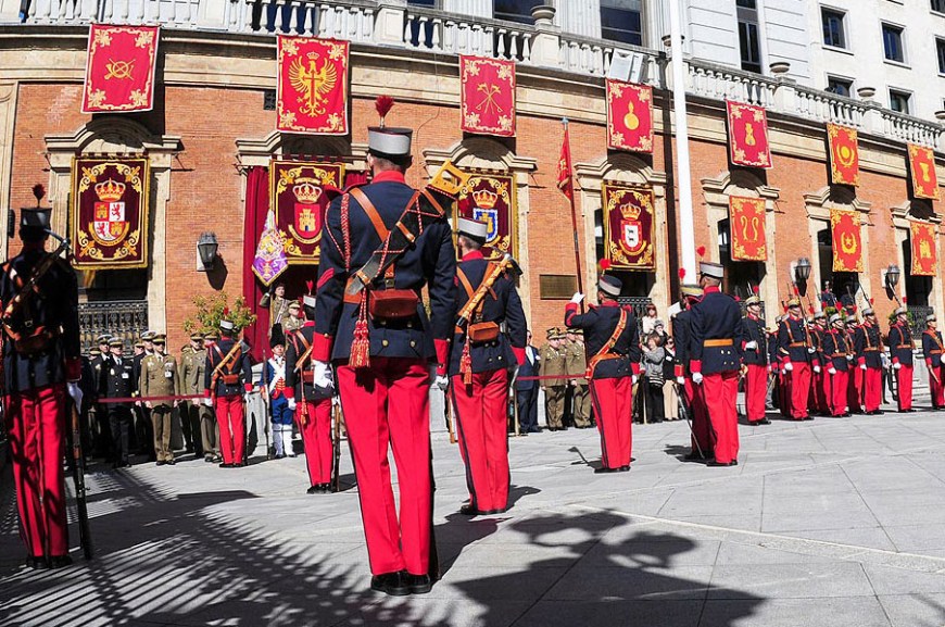 Cambios de Guardia Real